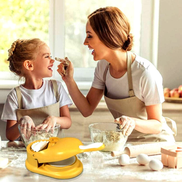 Multifunctional Manual Press 2-In-1 Dumpling Maker